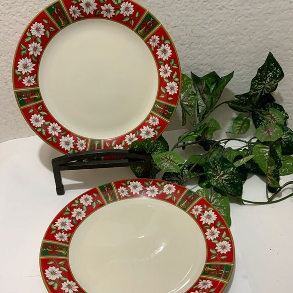 Charlton Hall Kobe Classic Traditions Christmas 2 SET Dinner Plates 10 1/4” B7 - Picture 1 of 5